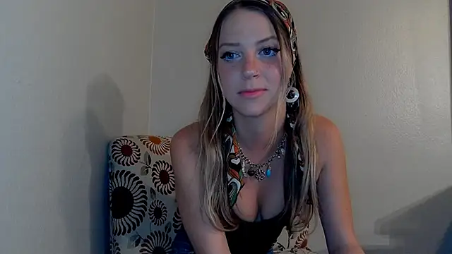molly witha chance online show from 03.16.25