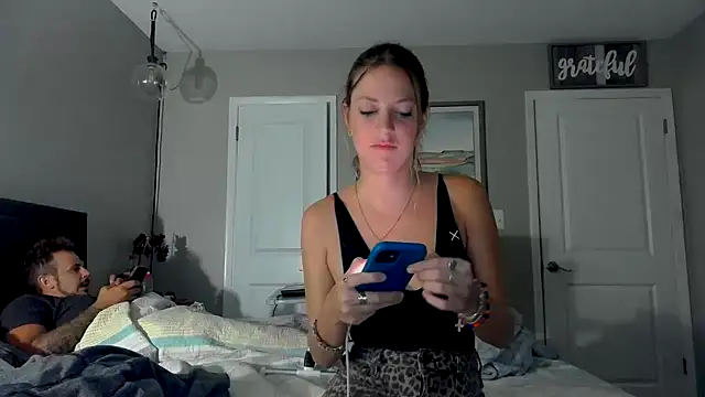 molly witha chance online show from 09.14.25