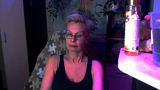 HelgaHimmell online show from 04.14.26