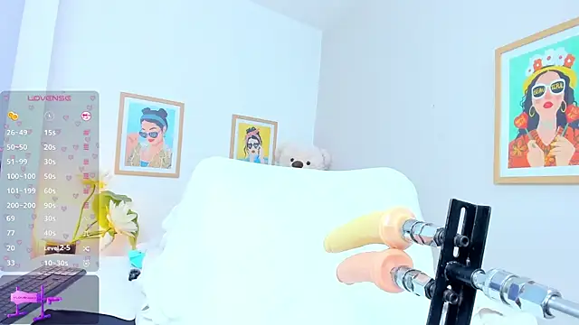 jasminnee  online show from 04.12.26