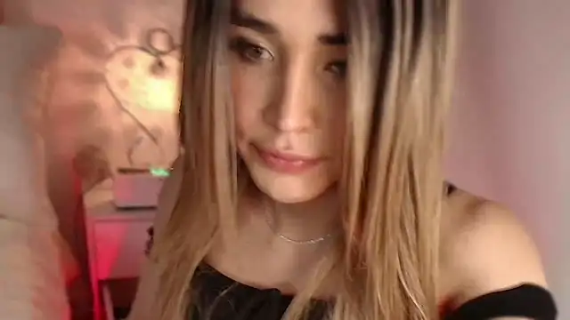 Missantonella  online show from 12.04.24