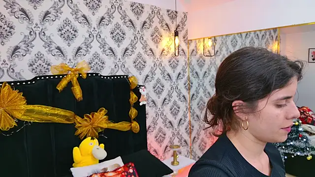 LexaDeRusso online show from 11.29.25