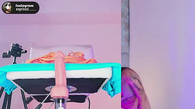 Angelst   online show from 11.26.25