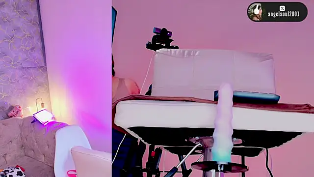 Angelst   online show from 02.17.26