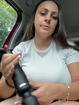 Snapshot of Loella-Rose chatting on 07.18.26 Loella-Rose online show from 07.18.26