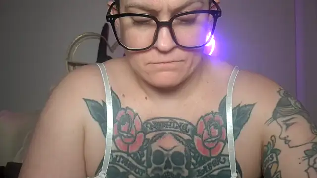 quinnmariexo online show from 02.10.26