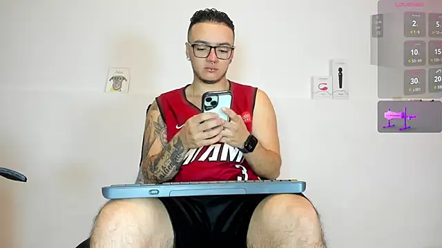 male pussy online show from 02.25.25
