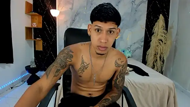 slim master12 online show from 04.12.26