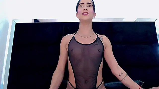 PriscilaRainbow online show from 04.24.26