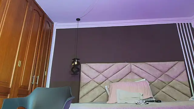 Snapshot of Raquel_jones chatting on 03.15.25 Raquel jones online show from 03.15.25