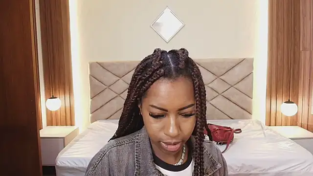 Raquel jones online show from 04.05.26