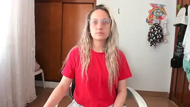 Snapshot of Adele_johnsonn1 chatting on 10.21.25 Adele johnsonn1 online show from 10.21.25