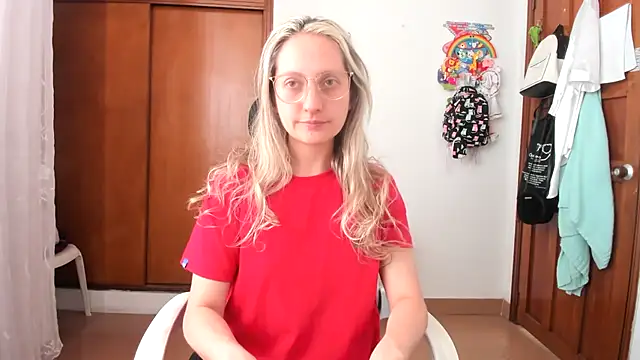 Snapshot of Adele_johnsonn1 chatting on 11.18.25 Adele johnsonn1 online show from 11.18.25