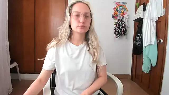 Adele johnsonn1 online show from 11.19.25