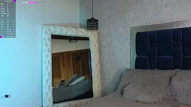 SaraWilliamss  online show from 12.15.24