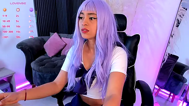 Snapshot of emilyruiz1 chatting on 10.25.25 emilyruiz1 online show from 10.25.25