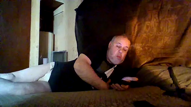 Nightshade7712 online show from 11.20.25