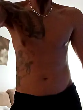 Snapshot of Gigolo_profissional chatting on 09.29.25 Gigolo profissional online show from 09.29.25