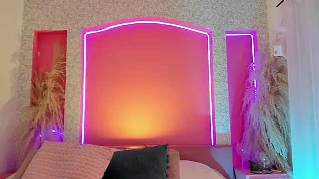 Aurora aaa online show from 01.14.25