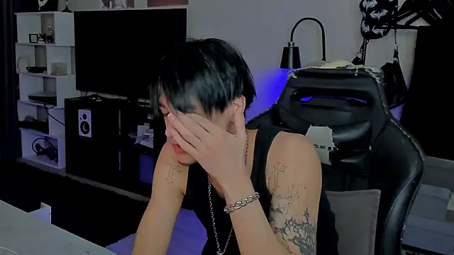 Snapshot of MarkBrowniii chatting on 02.03.26 MarkBrowniii online show from 02.03.26