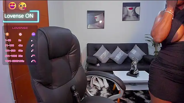 Snapshot of Alison_Lemos chatting on 02.13.25 Alison Lemos online show from 02.13.25