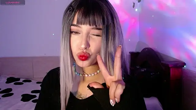 Snapshot of shayla_bbs chatting on 10.14.25 shayla bbs online show from 10.14.25