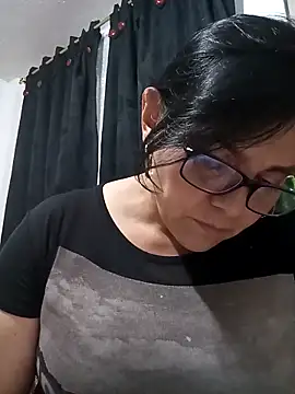 Natasha milf   online show from 02.09.25