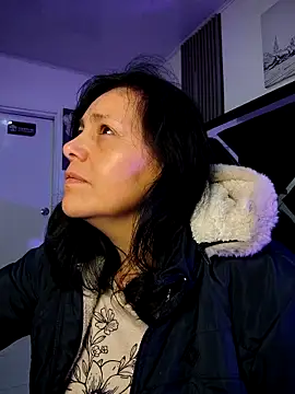 Snapshot of Natasha_milf__ chatting on 10.08.25 Natasha milf online show from 10.08.25