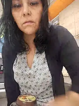 Snapshot of Natasha_milf__ chatting on 10.23.25 Natasha milf online show from 10.23.25