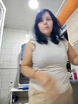 Snapshot of Natasha_milf__ chatting on 10.31.25 Natasha milf online show from 10.31.25