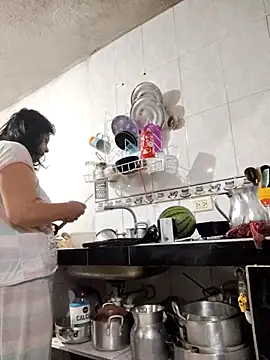 Snapshot of Natasha_milf__ chatting on 11.04.25 Natasha milf online show from 11.04.25