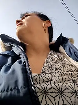 Snapshot of Natasha_milf__ chatting on 11.10.25 Natasha milf online show from 11.10.25