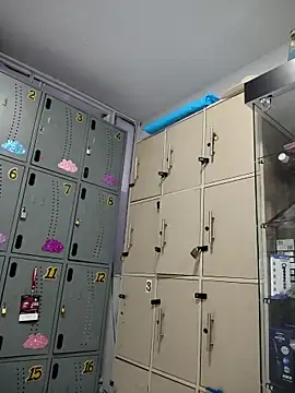 Snapshot of Natasha_milf__ chatting on 11.13.25 Natasha milf online show from 11.13.25