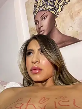  laura 02 online show from 01.31.25