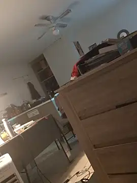 Snapshot of Mushroom83 chatting on 02.04.26 Mushroom83 online show from 02.04.26