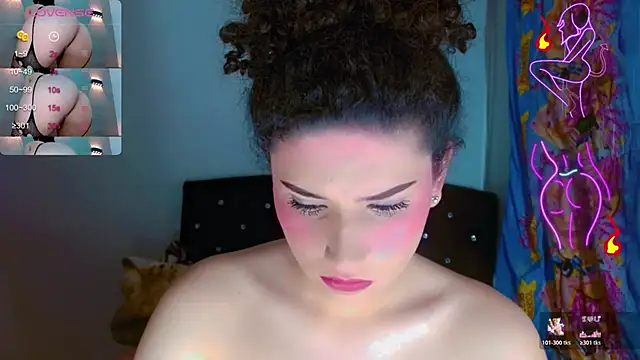 DoveCameron  online show from 10.31.25