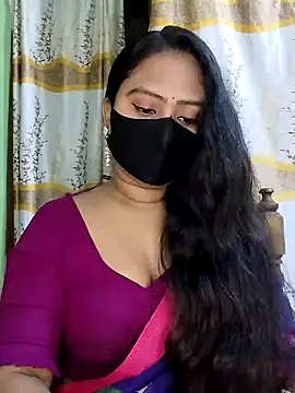 Idhika Paul online show from 02.09.25