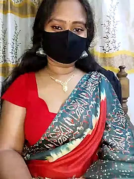 Idhika Paul online show from 02.10.25