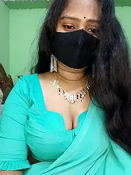 Idhika Paul online show from 02.22.25