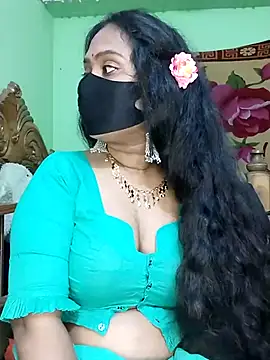 Idhika Paul online show from 02.22.25