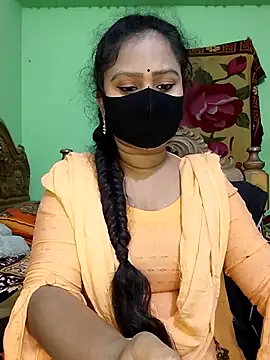 Idhika Paul online show from 02.23.25