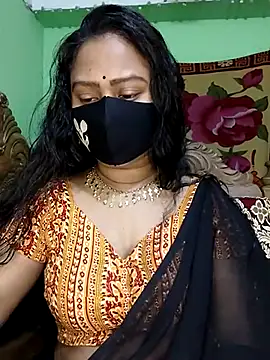 Idhika Paul online show from 03.11.25