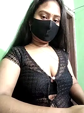 Snapshot of Idhika_Paul chatting on 02.09.26 Idhika Paul online show from 02.09.26