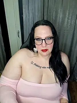 Snapshot of Black_Angel24 chatting on 02.06.25 Black Angel24 online show from 02.06.25