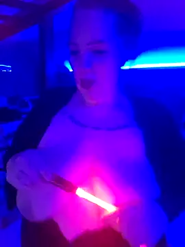 Snapshot of Black_Angel24 chatting on 03.18.25 Black Angel24 online show from 03.18.25