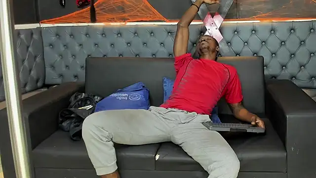 Terrance z online show from 10.25.25