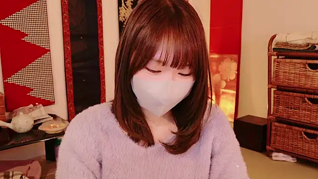 Yui-Ch online show from 01.08.25