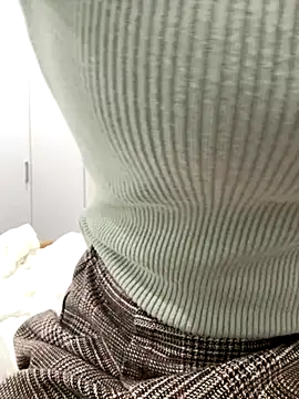 Yui-Ch online show from 09.17.25