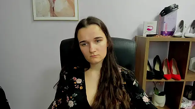 Snapshot of KateDelight chatting on 11.09.25 KateDelight online show from 11.09.25