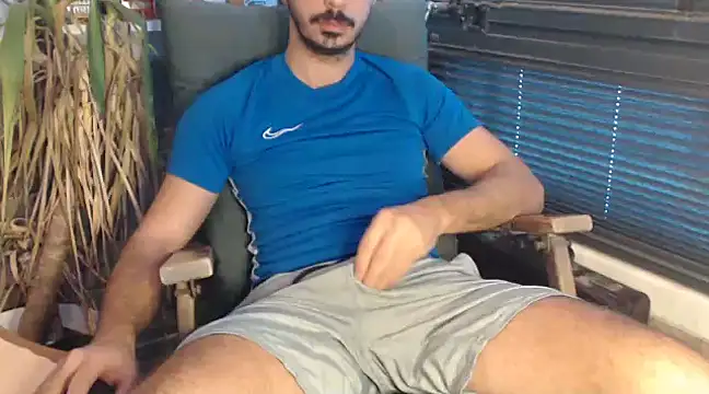 Snapshot of Naughtb0y chatting on 01.19.25 Naughtb0y online show from 01.19.25